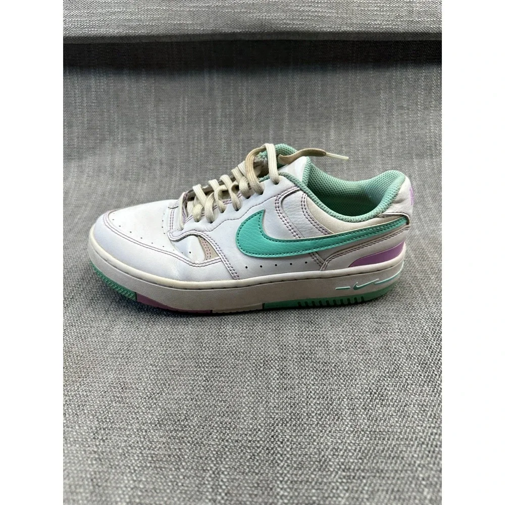 Nike Gamma Force FN7109-100 Womens 7.5 Athletic Shoes White Emerald Rise Sneaker